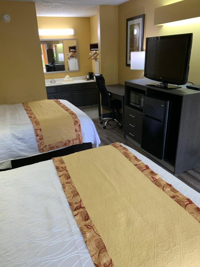 Baymont By Wyndham Hotel Selma