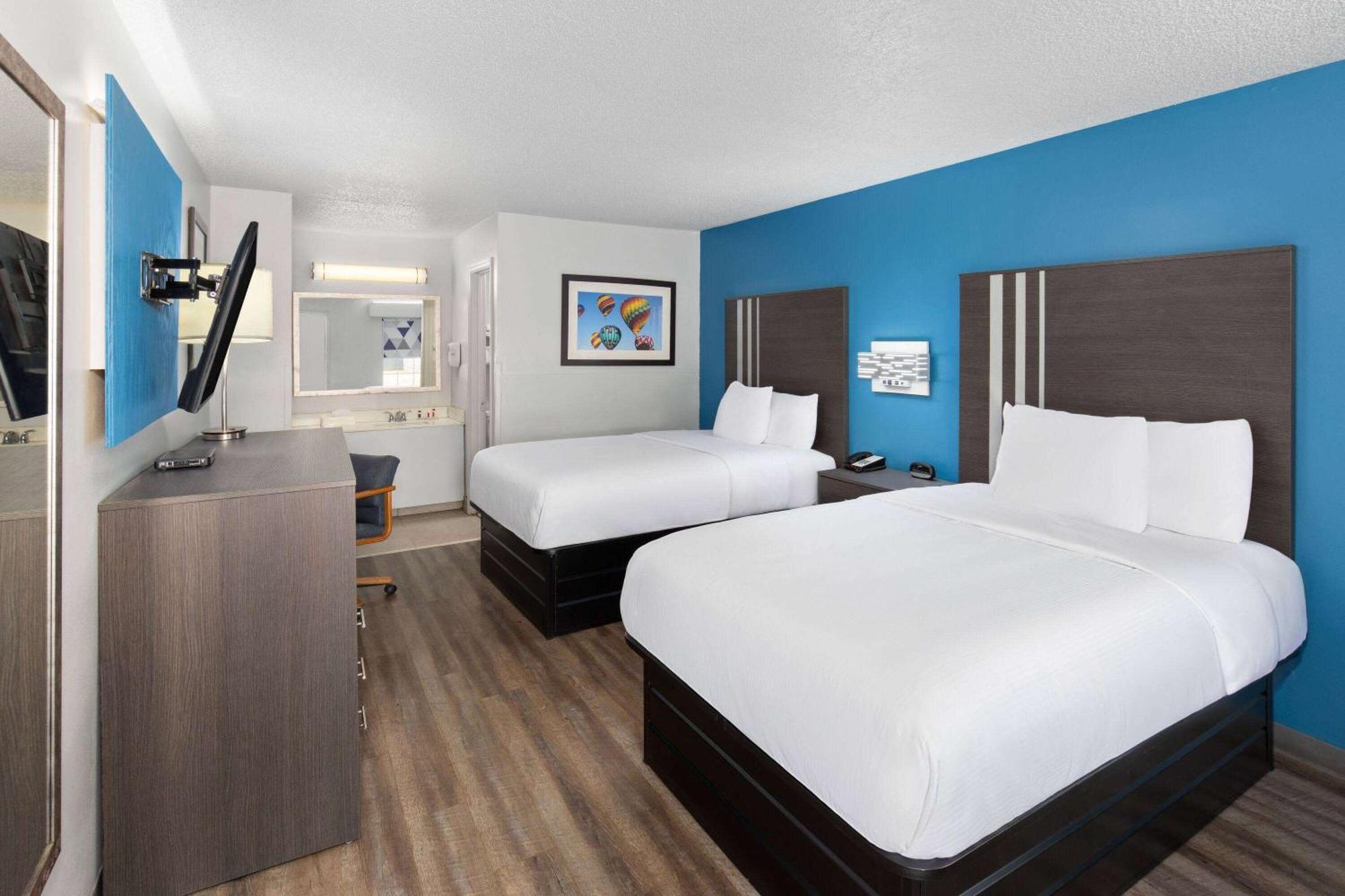 Baymont By Wyndham Hotel Selma