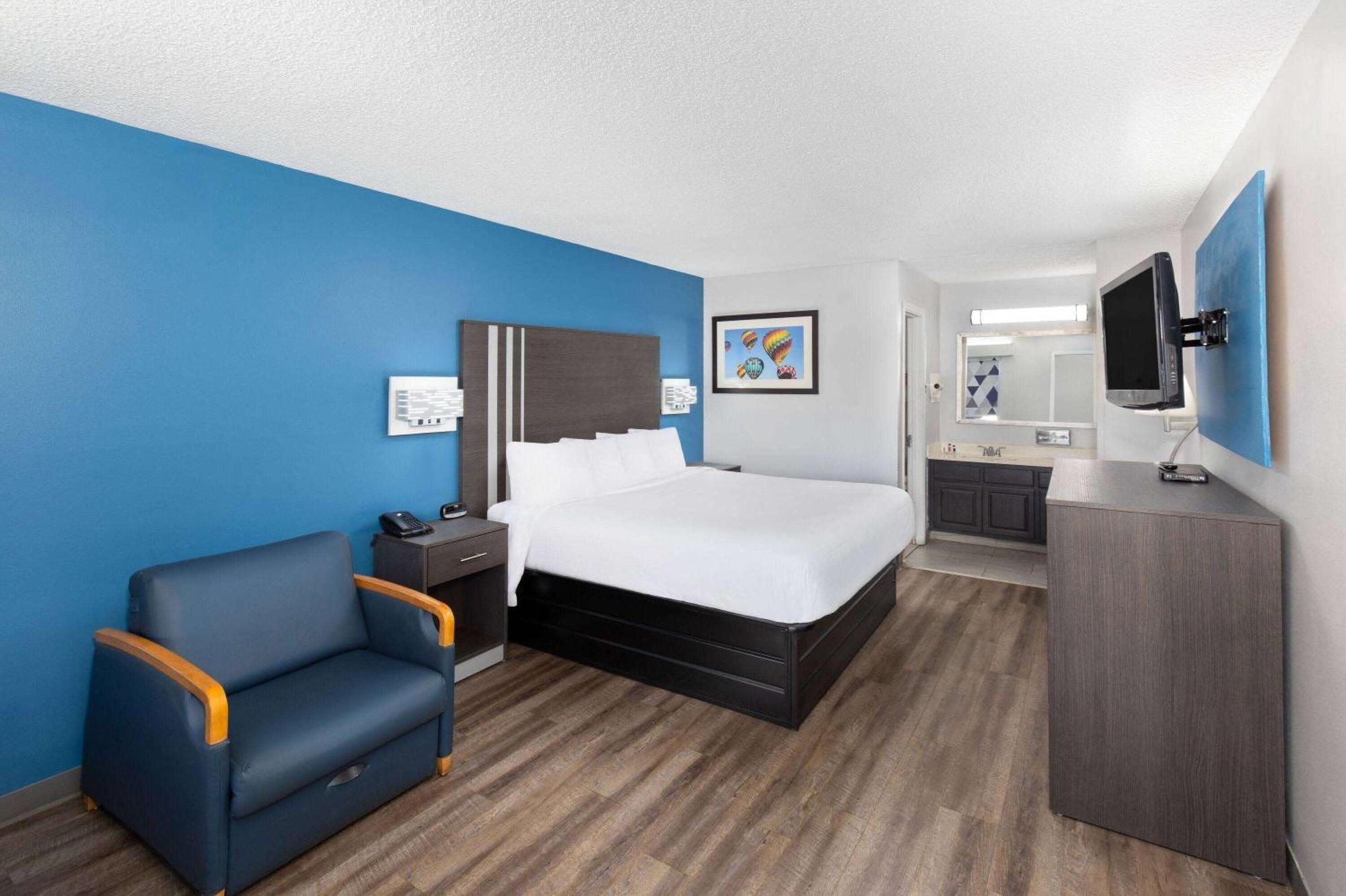Baymont By Wyndham Hotel 3*
