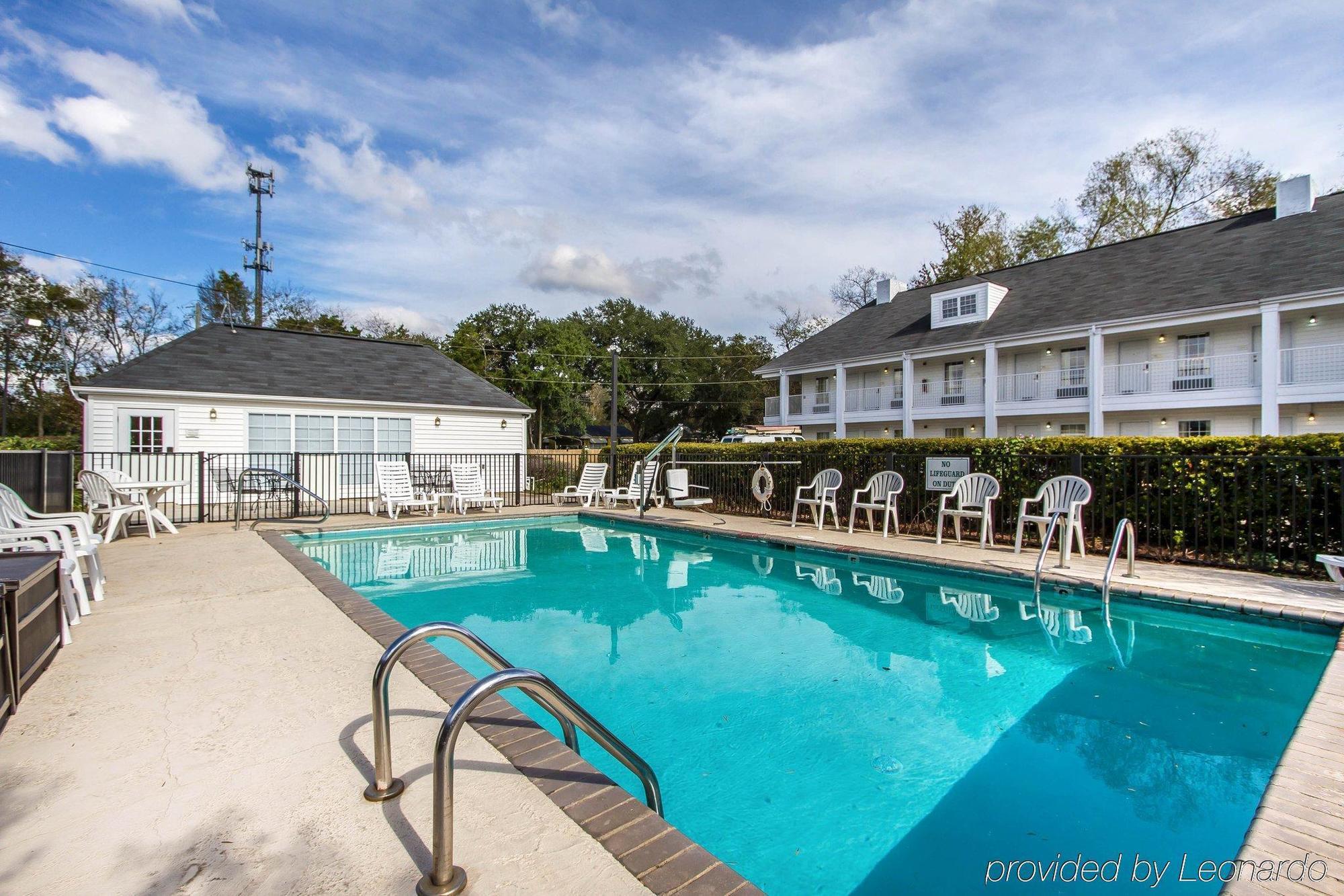 Baymont By Wyndham Hotel Selma