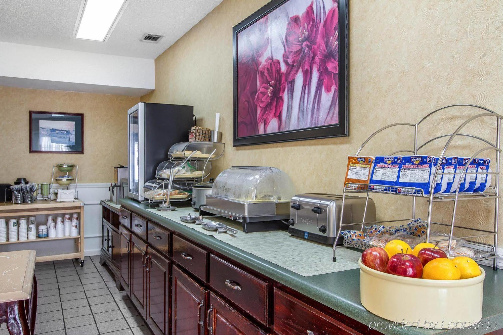 Baymont By Wyndham 3* Selma